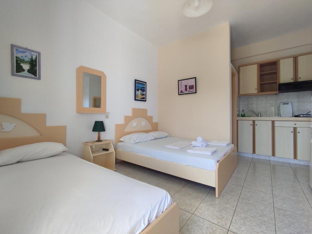 Aparthotel Porto Apergis Agios Ioannis  Esterno foto