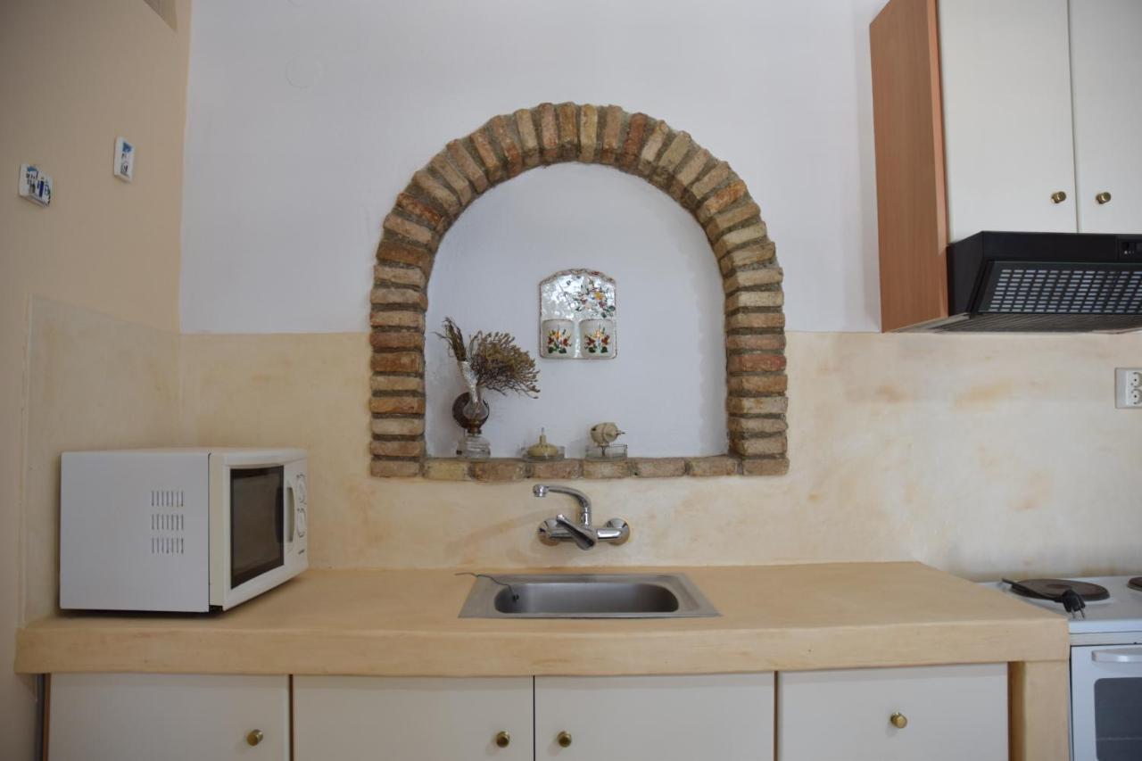 Aparthotel Porto Apergis Agios Ioannis  Esterno foto