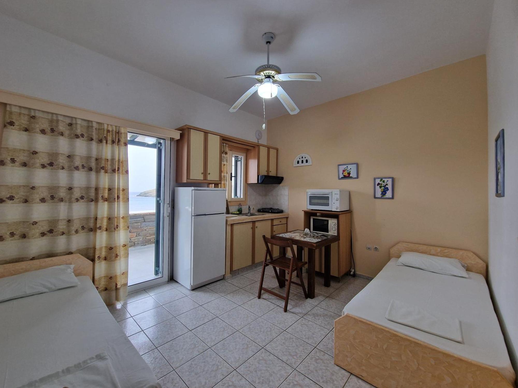 Aparthotel Porto Apergis Agios Ioannis  Esterno foto