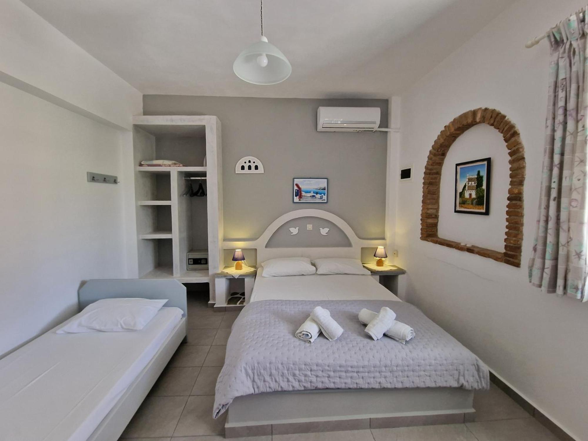 Aparthotel Porto Apergis Agios Ioannis  Esterno foto
